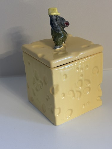 Vintage cracker container - cracker, with