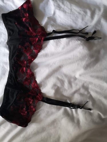 Suspender belt - suspender,