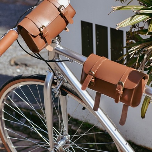 Vintage bicycles front - front, bag