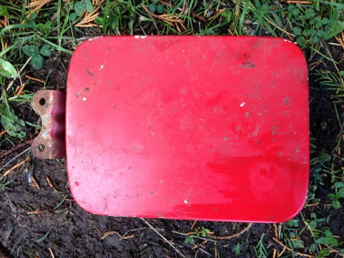 Mazda rx7 fuel lid - --,