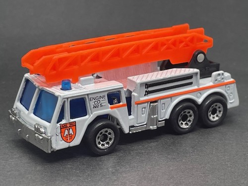 Matchbox metro fire engine - metro,