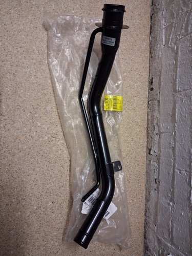New fuel filler neck - neck, pipe