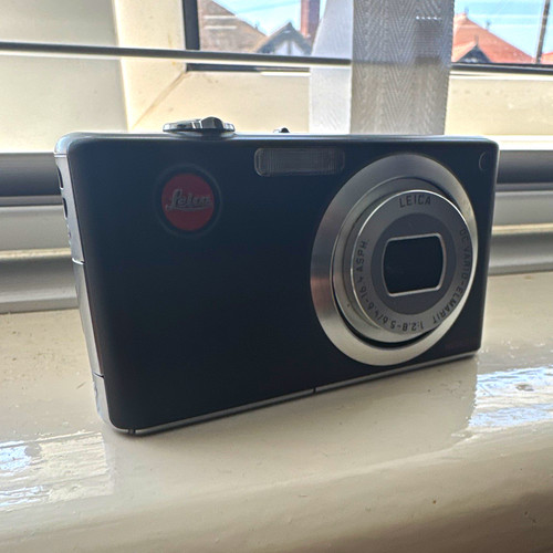 Leica lux compact digital - compact,