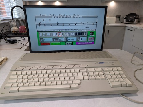 Atari 520stfm with - 520stfm, 2-4mb