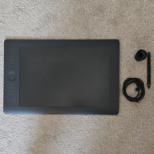Wacom intuos touch graphics - intuos, 5