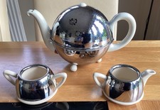 Vintage Everhot / Stayhot Insulated Tea Service