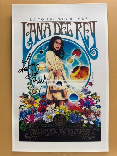 Signed lana del - del, rey
