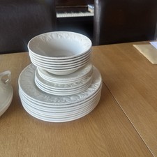 BHS & Barrats - Lincoln - white embossed tableware, stamps vary 1C1B #