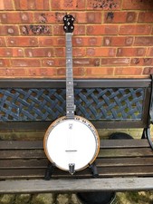 Jedson 5 string banjo with a straight neck (tunnel 5th)