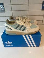 adidas Isambard UK 8 BNIB