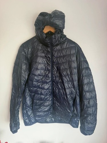 Uniqlo ultra light down hooded - light,