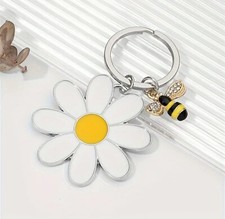 Daisy Flower & Gold Bumble Bee Metal Keychain Keyring Large Bag Accessory Purse