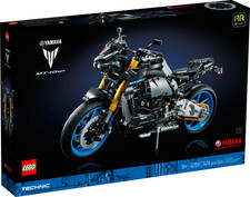 LEGO 42159 Technic Yamaha MT-10 SP Motorbike Set