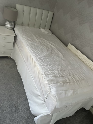 Single bed with - with, drawer
