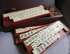 Vintage Mah-Jongg Mahjong Set