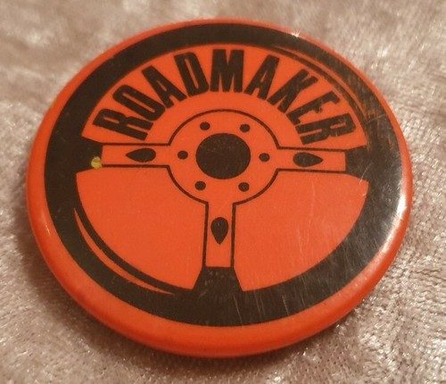 Roadmaker pin badge - roadmaker, button