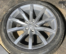 Genuine VW PASSAT B8 18” Alloy Wheel 3G0601025Q & Continental tyre 235 / 45 R18