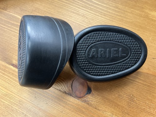 Ariel kneepads for 1931 - 1931, square