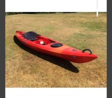Kayak used wave - used,