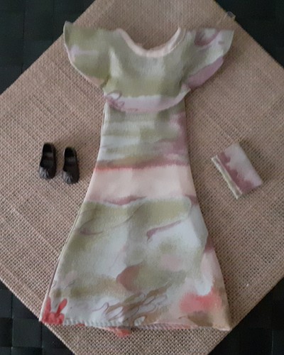 Pedigree sindy dolls first - sindy,