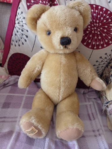 Merrythought london gold teddy - london,