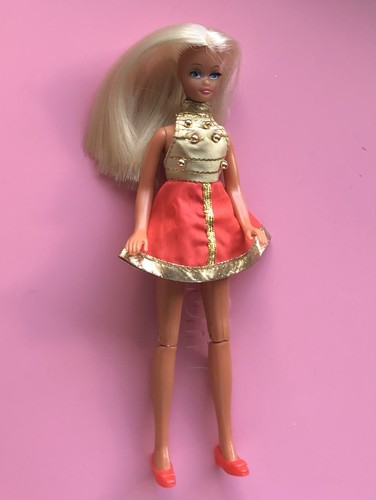 Pippa dawn doll vintage mini - pippa,