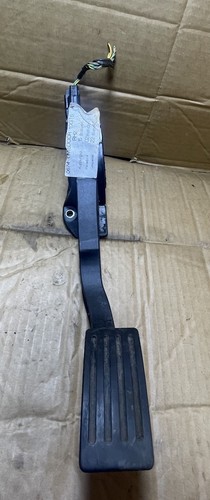 Ford focus mk3 accelerator - ford,