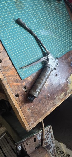 Vintage wanner grease gun - gun,
