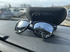 Sunglasses With Case Carnac