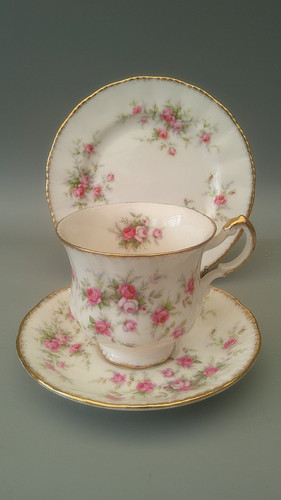 Paragon victoriana rose bone - paragon,