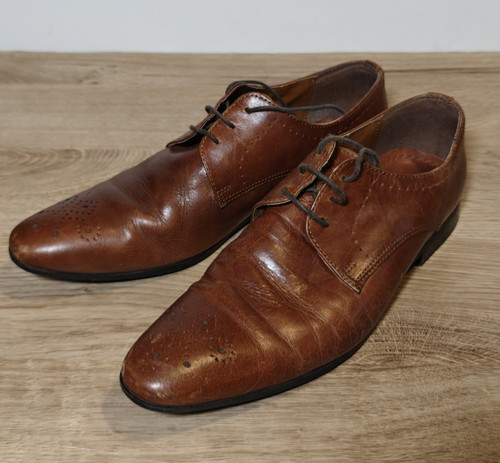 Red herring mens - red, tan