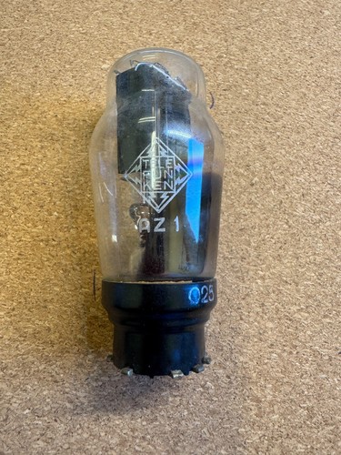 Radio tube telefunken - radio, az1