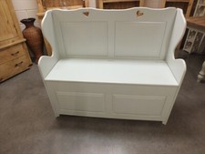 4FT PAINTED MONKS BENCH SETTLE
