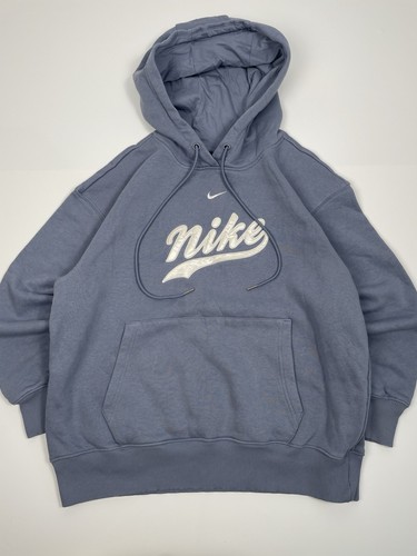 Nike centre swoosh spell out