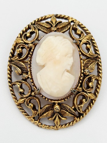Vintage florenza cameo brooch - vintage,
