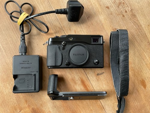 Fujifilm pro1 3mp digital - x-pro1,