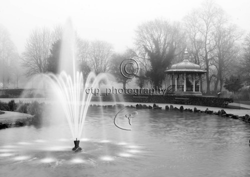 Kingston upon hull print - upon,