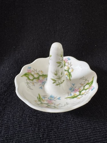 Vintage porcelain ring holder - ring,