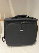 Think Tank Airport Navigator