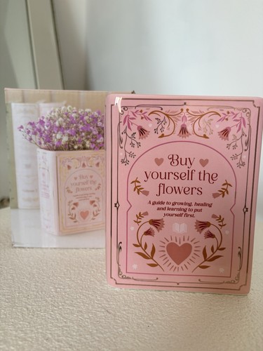 Pink white glossy ceramic - &,