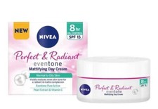 NIVEA Perfect & Radiant Even