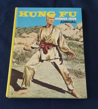 VINTAGE 1975 KUNG FU ANNUAL  AUTHORISED EDITION UNCLIPPED GOOD CLEAN CONDITION m