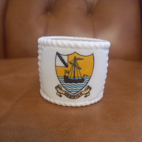 Goss crested china model - wh,