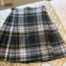 Girls Dress Gordon Lightweight Kilt And Kilt Pin Age 10 Years