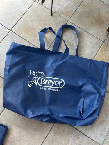 Breyer official tote - breyer,