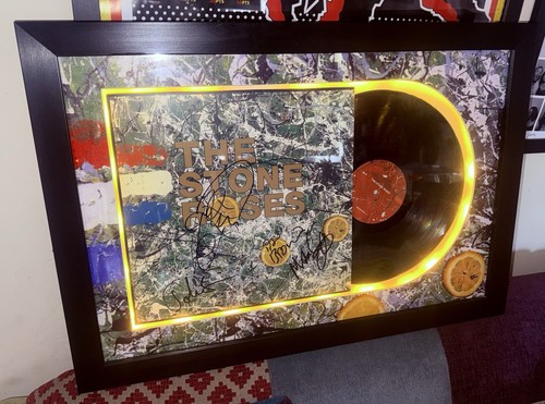 Fully signed stone - signed,