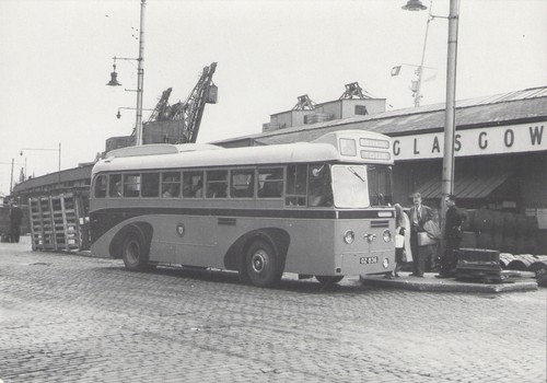 Postcard bus 1950 - bus, leyland