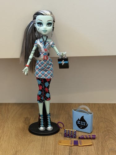 Monster high frankie stein - monster, day