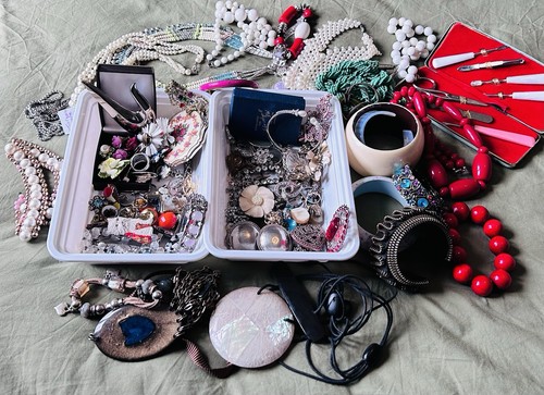 Large lot vintage - lot, jewellery