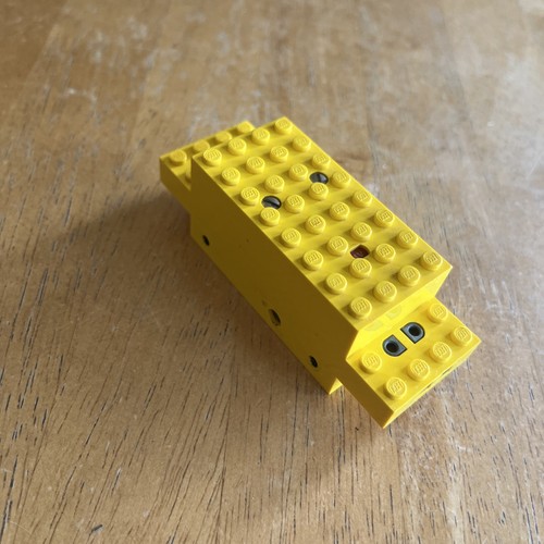 Vintage lego yellow electric - yellow,